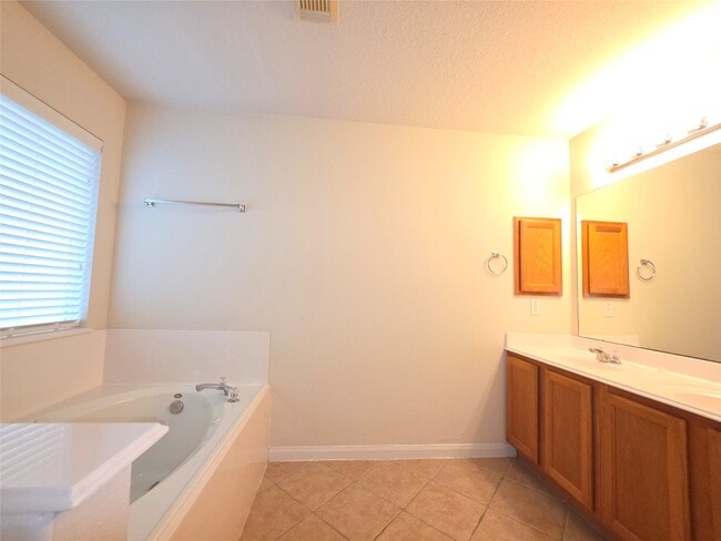 Building Photo - 163 Snug Harbor Dr