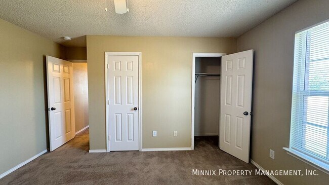 Building Photo - 7514 Paris Ave