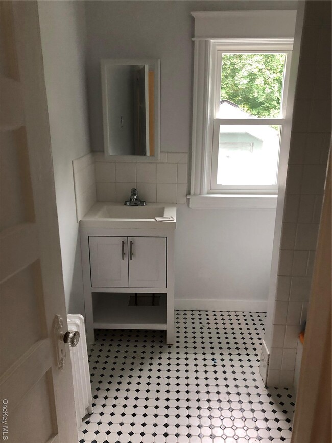 Building Photo - 227 Washington Ave