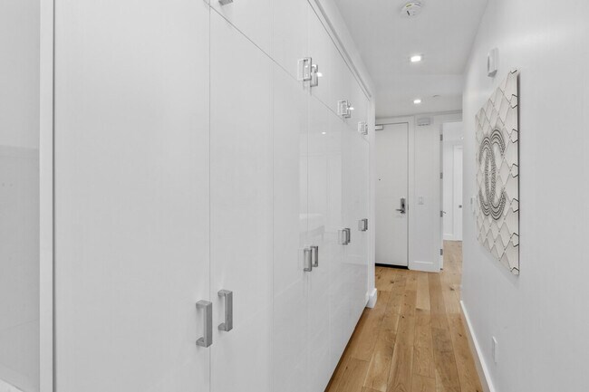 Building Photo - 761 Minna St