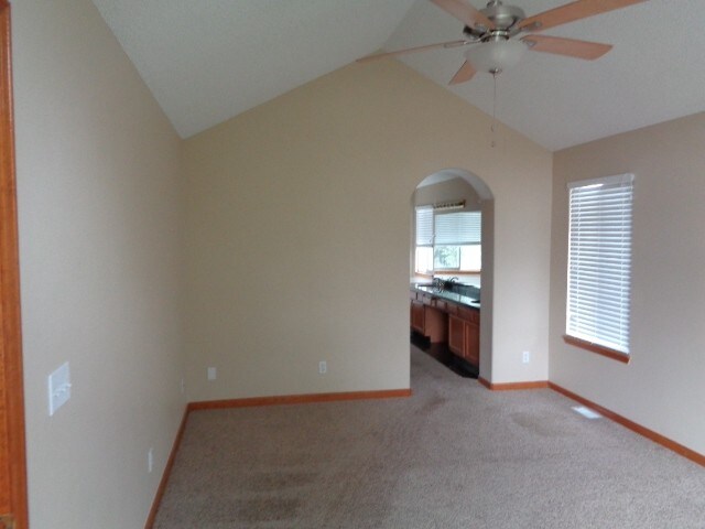 Building Photo - 20912 E Crestline Cir