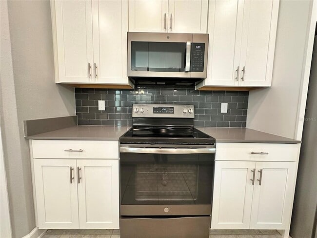 Building Photo - 11832 Charades St