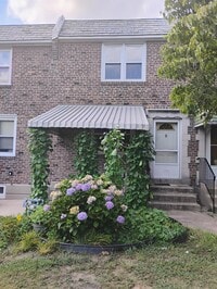Building Photo - 2531 Irvington Rd