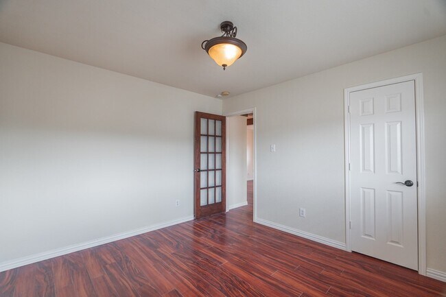 Building Photo - 21815 Grassy Hill Ln