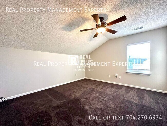 Building Photo - 8815 Firestreak Dr