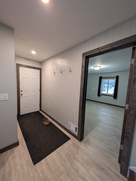 Building Photo - 8381 5th St NE