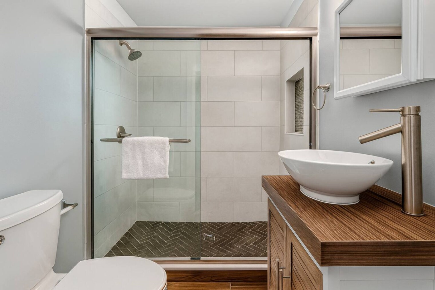 Building Photo - 156 W 15th St