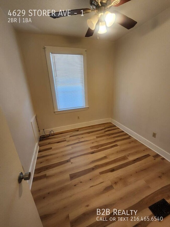 Building Photo - 4629 Storer Ave