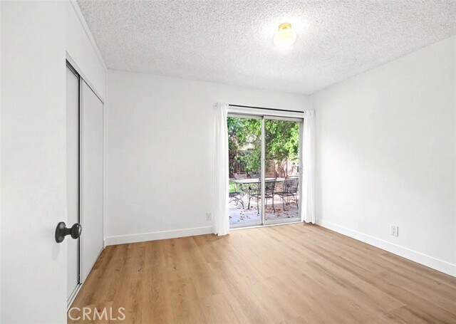 Building Photo - 4413 Canoga Dr