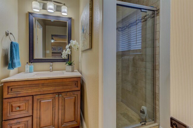 Building Photo - Three Bedroom Single Story Ranch Napa home in Coveted Hidden Valley
