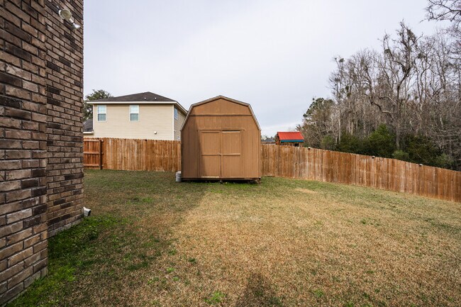 Building Photo - 157 Outpost Trl