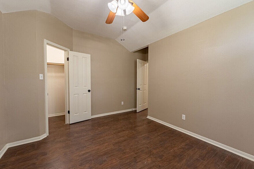 Building Photo - 12520 Wethersby Way