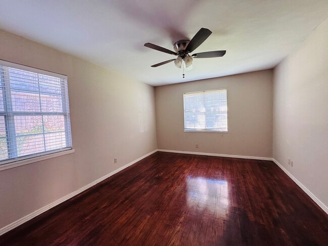 Building Photo - 3306 Elmridge St