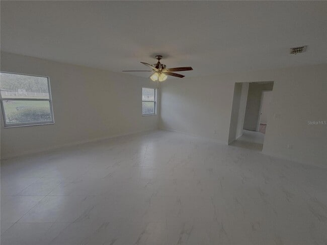 Building Photo - 11435 SW 140th Ave