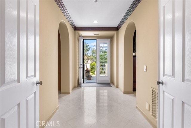 Building Photo - 15 Calle Angelitos