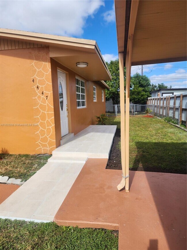 Building Photo - 4447 NW 169th Terrace