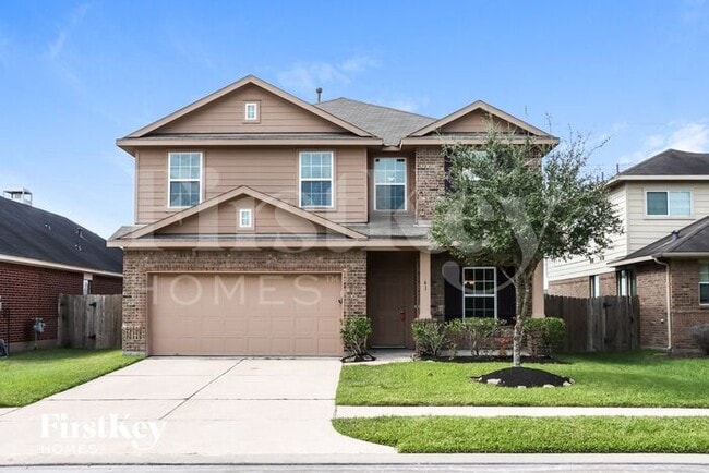 Primary Photo - 41 Garden Grove Dr