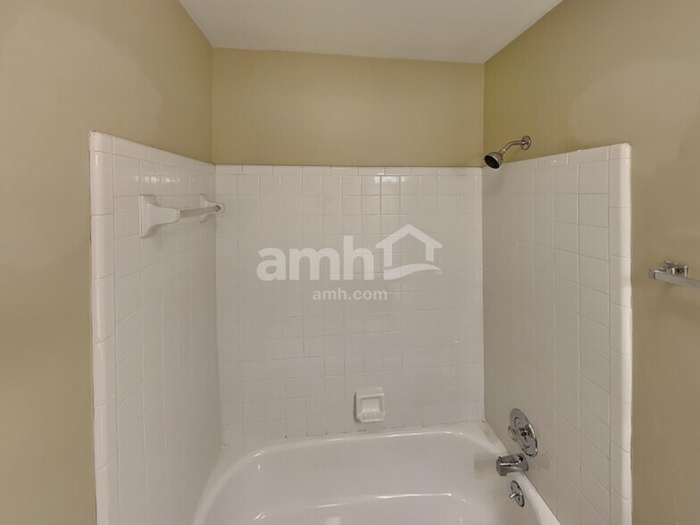 Building Photo - 3445 Harborwood Cir