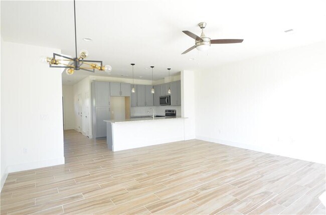 Building Photo - 406 Conservation Dr