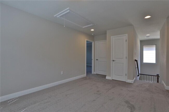 Building Photo - 10606 Turnbull Loop