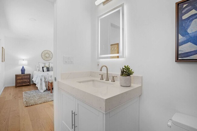 Building Photo - Fully Renovated Orinda Home for Rent, Avai...