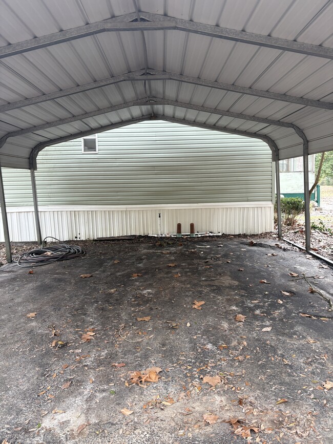 Building Photo - 371 Tom Lodge Rd