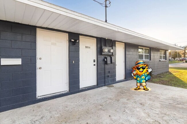 Building Photo - 5542 20th St