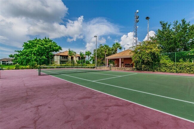 Building Photo - 10263 Gandy Blvd N