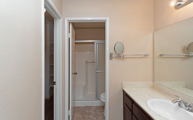 Building Photo - The Villas of Calavera Hills upstairs 2 Bd...