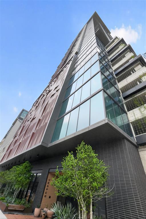 Building Photo - 84 East Ave