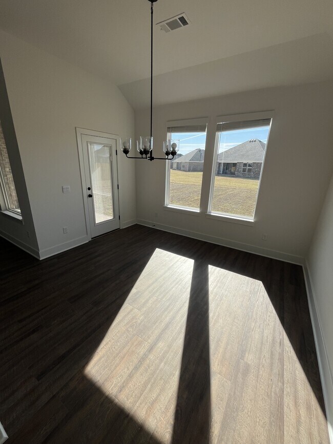 Building Photo - 495 W Gosling Isle