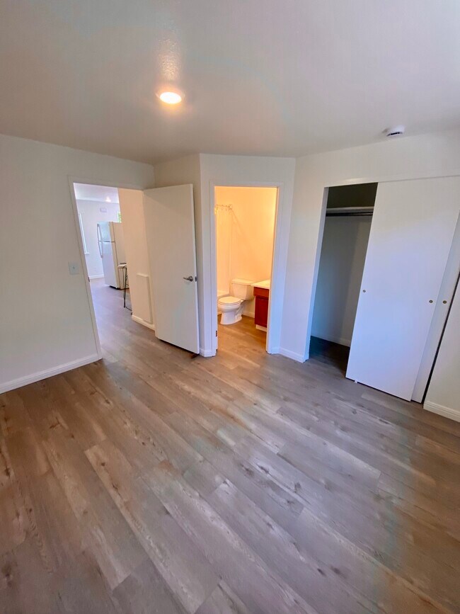 Building Photo - 1801 Alabama St