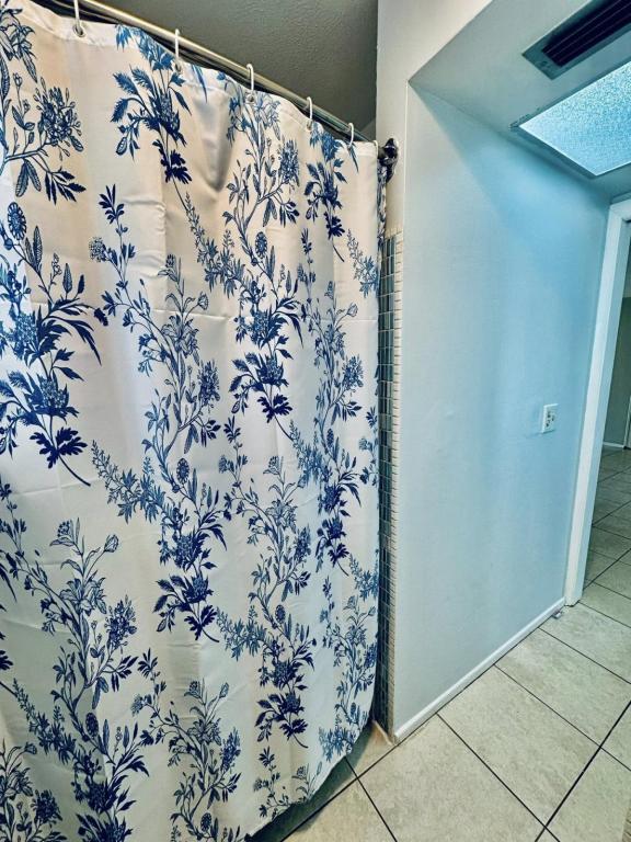 Building Photo - 780 Osage Ave