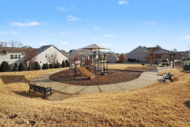 Building Photo - Spacious 4BR Holly Springs | Modern Layout | Prime Location Near Downtown & 540