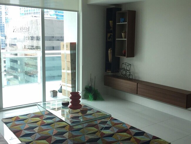 Building Photo - 950 Brickell Bay Dr