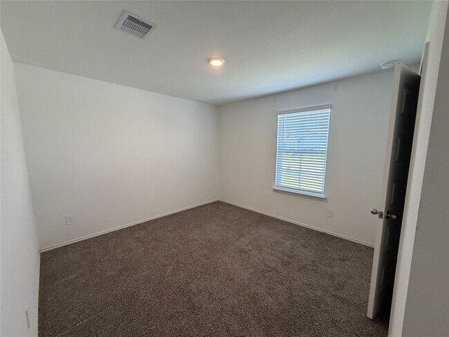 Building Photo - 7419 Audubon Russet Dr