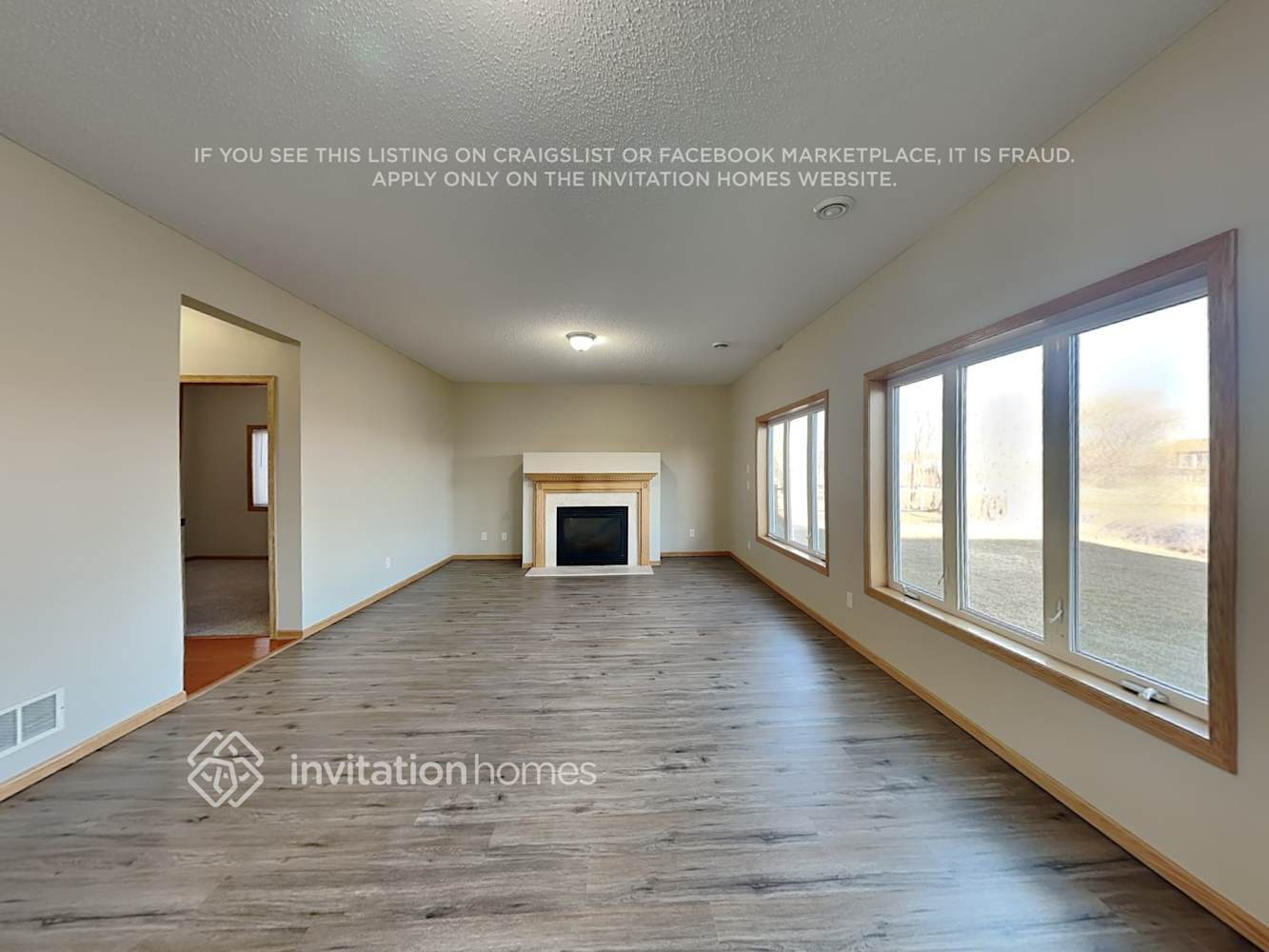 Building Photo - 10598 49th St NE