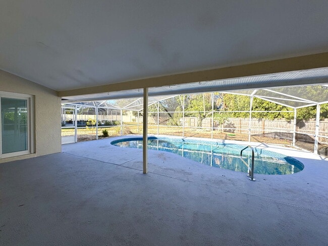 Building Photo - 9943 Bay Vista Estates Blvd