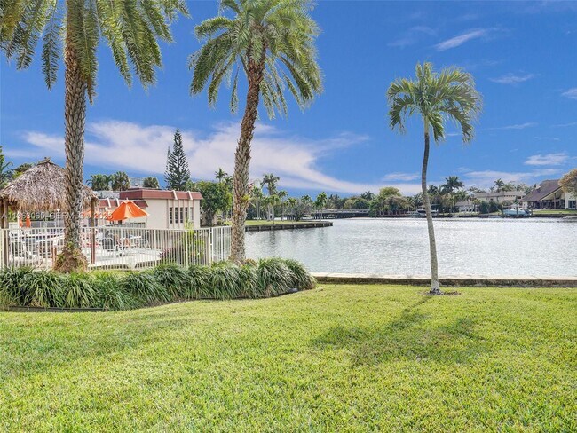 Building Photo - 2001 Atlantic Shores Blvd