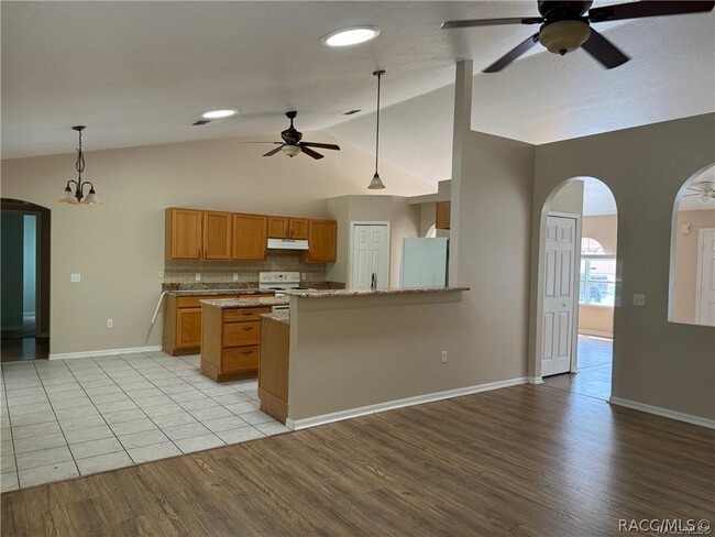 Building Photo - 3 Lindwood Ct