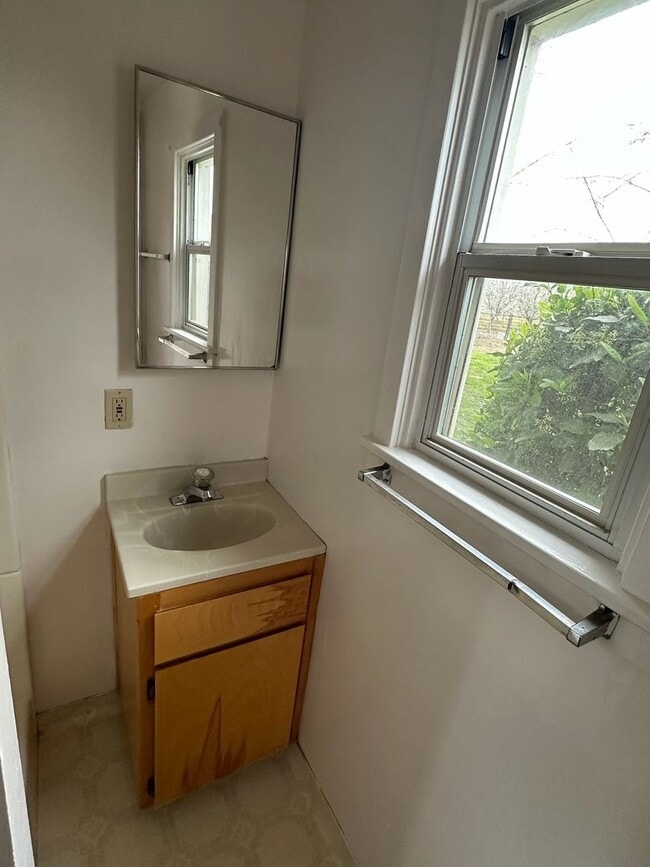 Building Photo - 26997 Rd 164