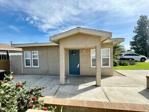 Building Photo - 16773 Randall Ave