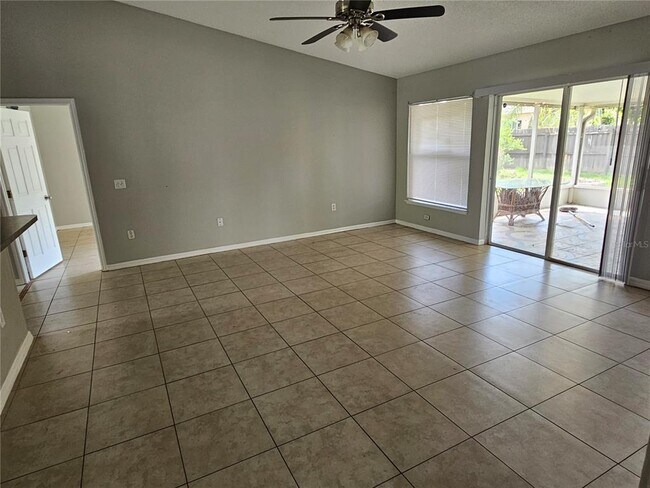 Building Photo - 1112 Murat Pl