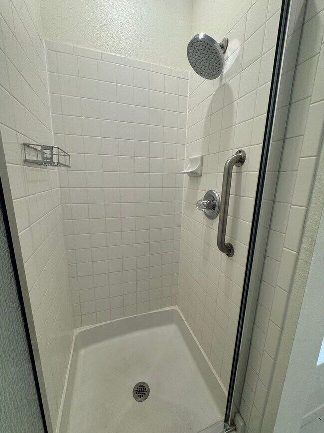 Building Photo - GATED COMMUNITY  |  STONE OAK  |  4 BEDROOMS + HUGE LOFT  |  SMALL LOFT/NURSERY/OFFICE/  |  EXCEL...