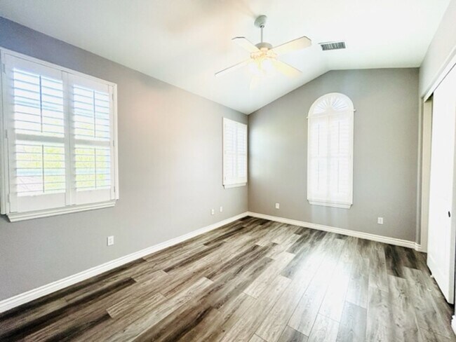 Building Photo - Lush and Lavish 4-Bedroom 4-Bathroom Neatly Tucked Away In The Colony At Calabasas