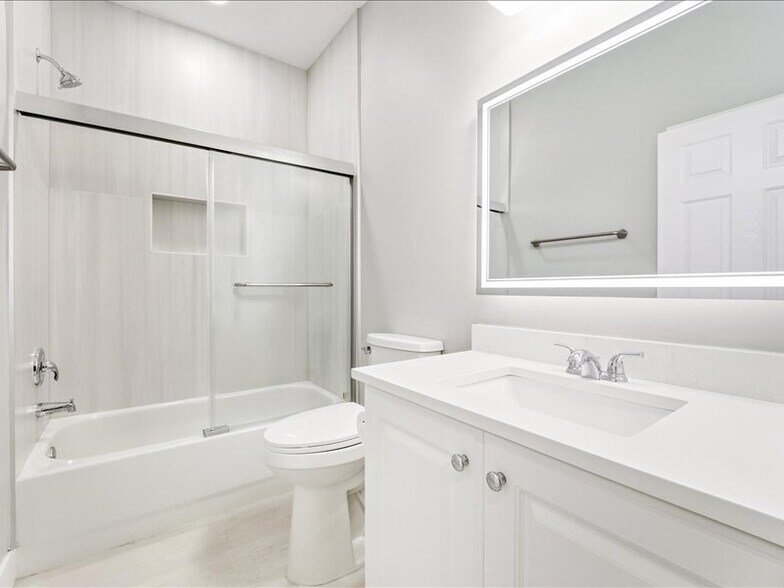 Building Photo - 4655 Hawks Nest Way