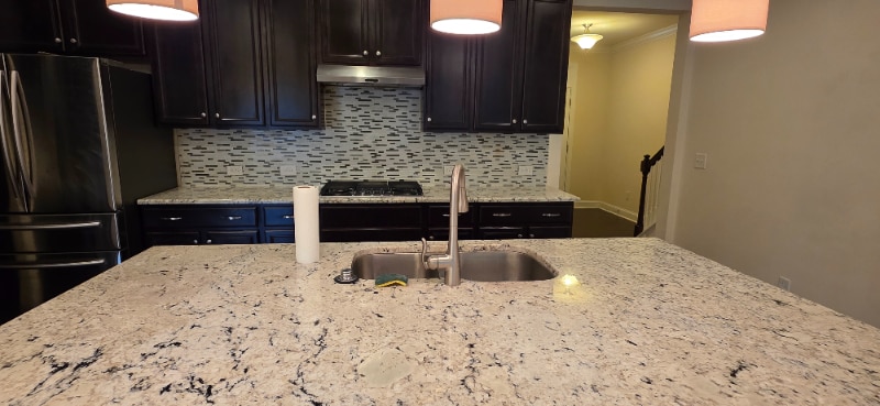 Building Photo - 1045 Benay Rd