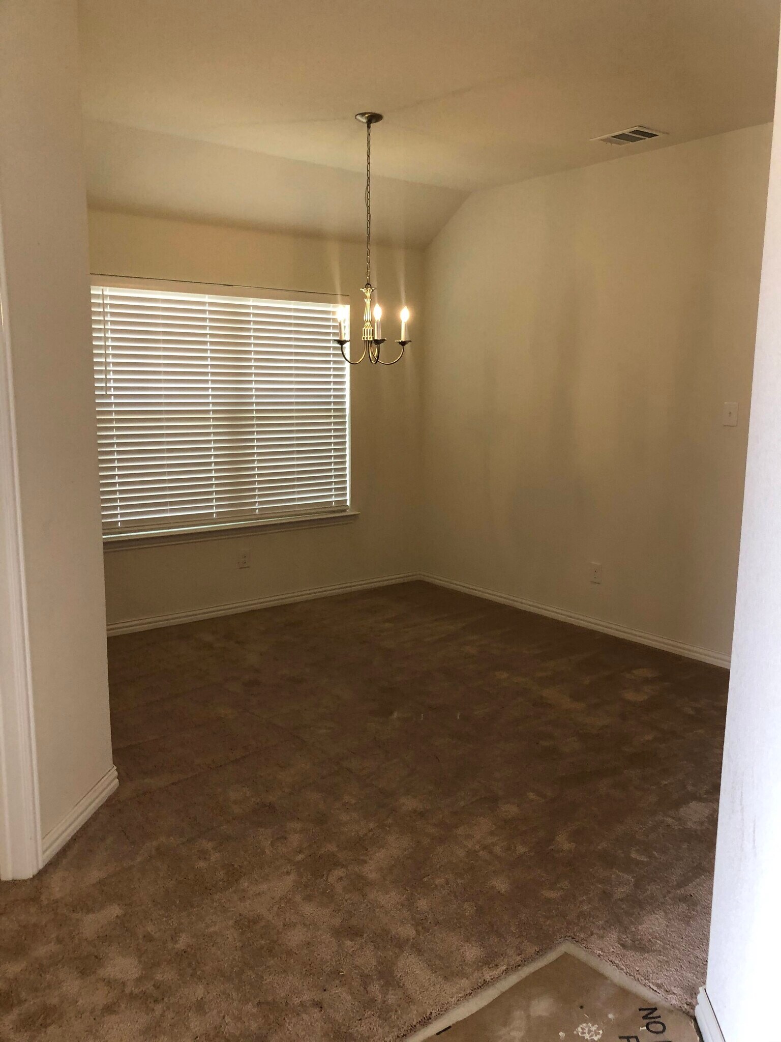 Building Photo - 6214 Heron Dr