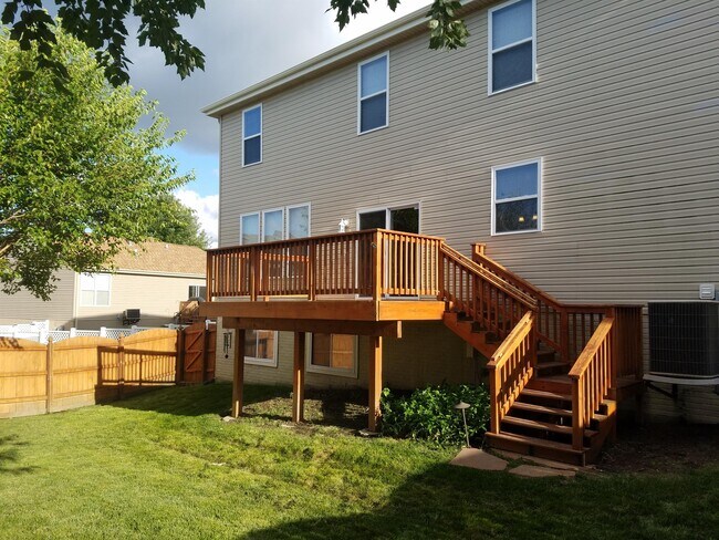 Building Photo - 15720 Berry St