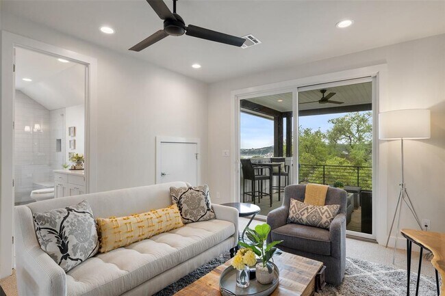 Building Photo - 19601 Flying J Blvd